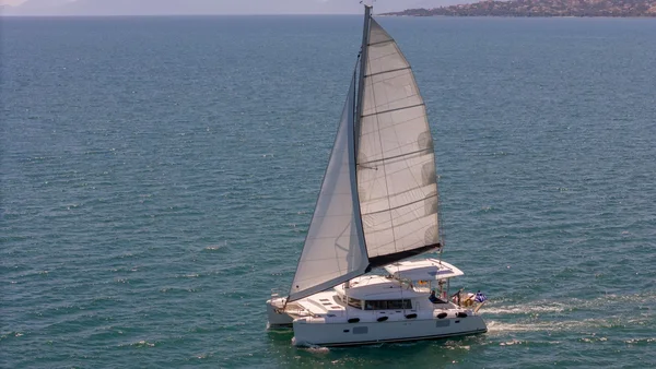 Lagoon 420 from Sail With Us in Volos