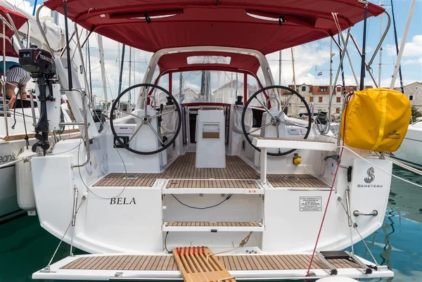 Oceanis 35.1 av Ultra Sailing i Split