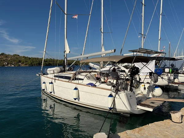 Sun Odyssey 349 av Ultra Sailing i Split
