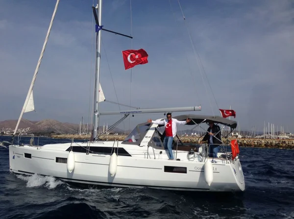 Oceanis 411 van Dragut Sailing in Bodrum