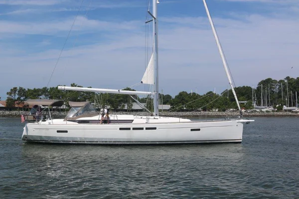Sun Odyssey 519 della BVI Yacht Charters a Road Town