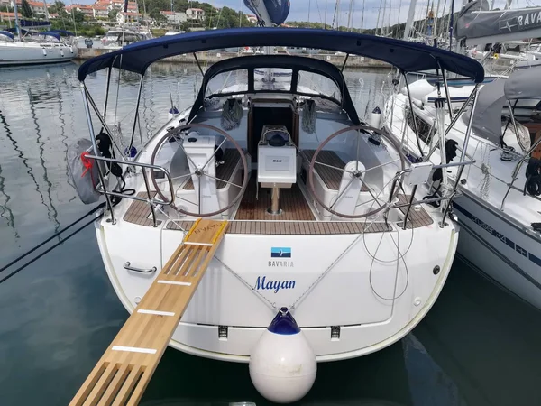 Bavaria 37 Cruiser yritykseltä Way Point Rovinj Pulassa