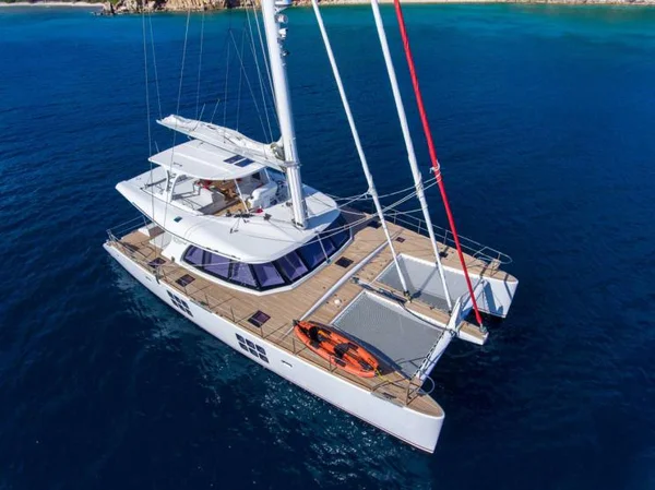 Sunreef 60 yritykseltä Ocean Sailing House Kaštel Gomilicassa