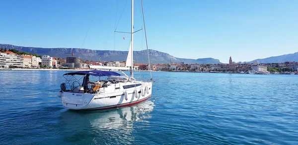 Bavaria 37 Cruiser from Astarea in Split