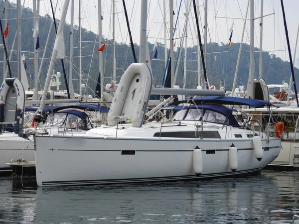 Bavaria 51 Cruiser from Mango Sailing in Göcek