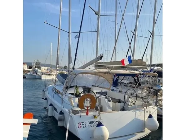 Sun Odyssey 440 de ARCHON Yachting en Paros