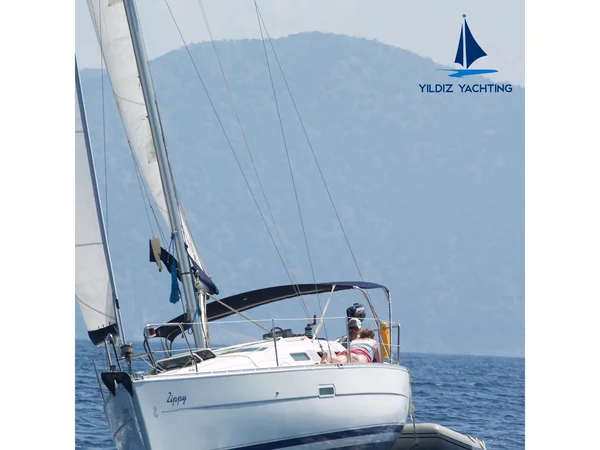 Oceanis 323 från Yildiz Yachting i Fethiye