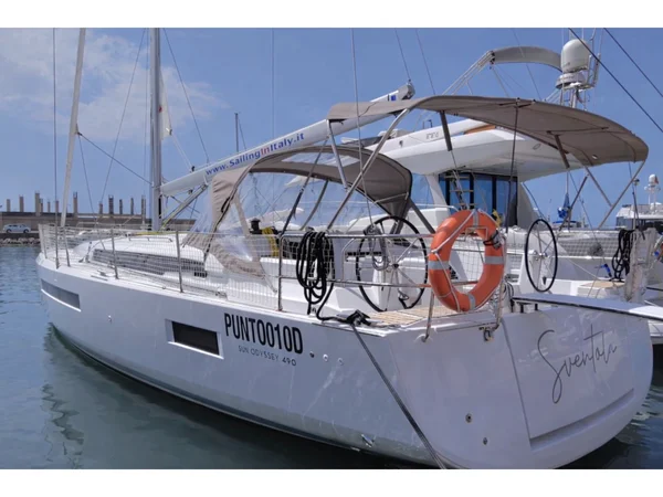 Sun Odyssey 490 af Sailing in Italy Charter i Rom