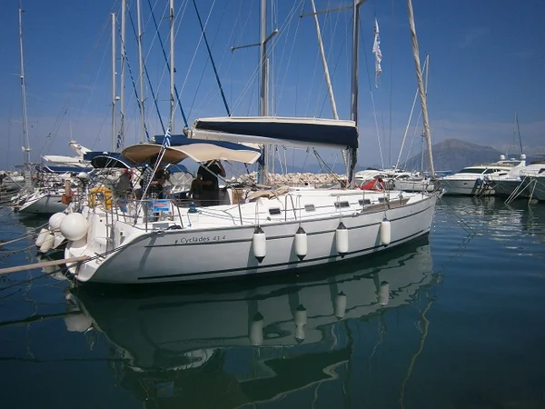 Cyclades 43 from GR Sailing in Lefkada