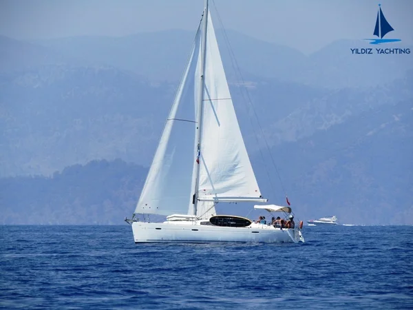 Oceanis 43 from Yildiz Yachting in Fethiye