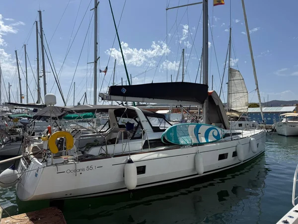 Oceanis 55.1 from Alboran Charter in Radazul