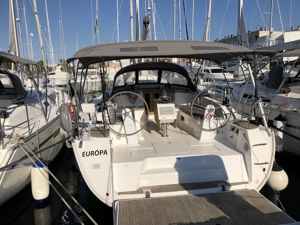 Bavaria 46 Cruiser yritykseltä KWS Adria Zadarissa