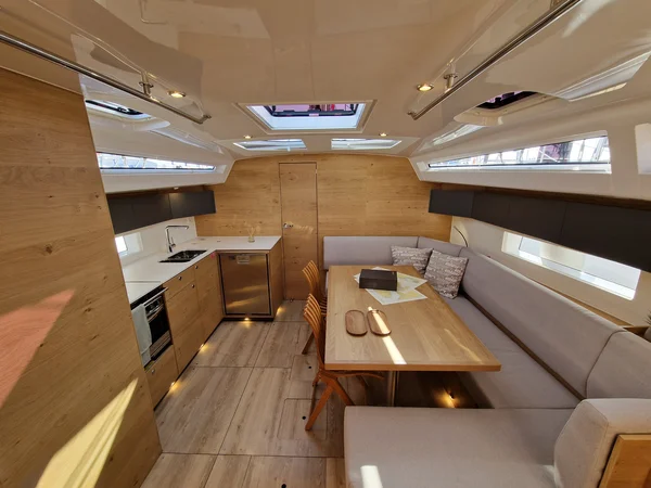 Elan Impression 45 de Jadranka Yachting en Pula