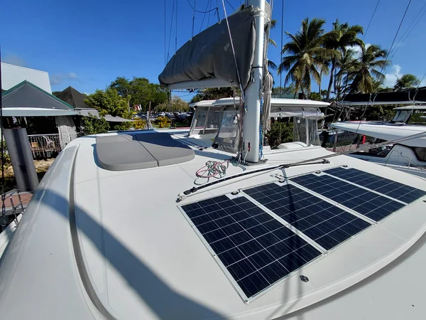 Lagoon 42 from VPM Bestsail in Pointe-à-Pitre