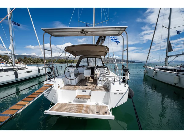 Bavaria C38 av Ionion Sails i Lefkada