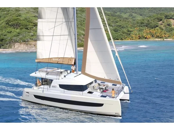 Bali 4.4 par Ionion Sails à Leucade