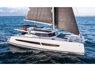 Fountaine Pajot Aura 51 yritykseltä Fyly Yachting Ateenassa