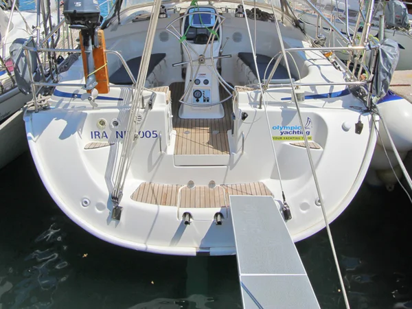 Bavaria 39 Cruiser van Olympic Yachting in Lavrion