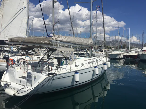 Cyclades 50.5 from Mita Nepa in Salamis