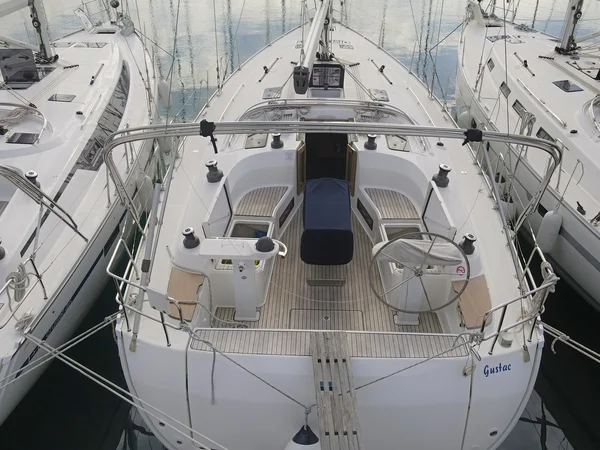 Bavaria 45 Cruiser van Adventure Charter in Drage