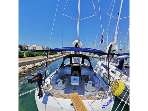 Bavaria 34 Cruiser van Adventure Charter in Drage