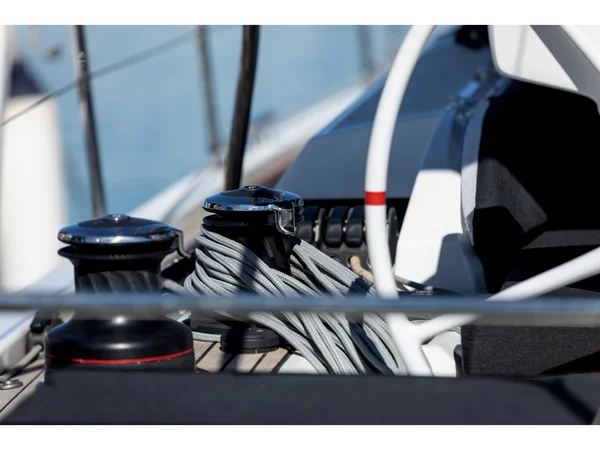 Oceanis 46.1 par Spartivento Yacht Charter à Castiglioncello