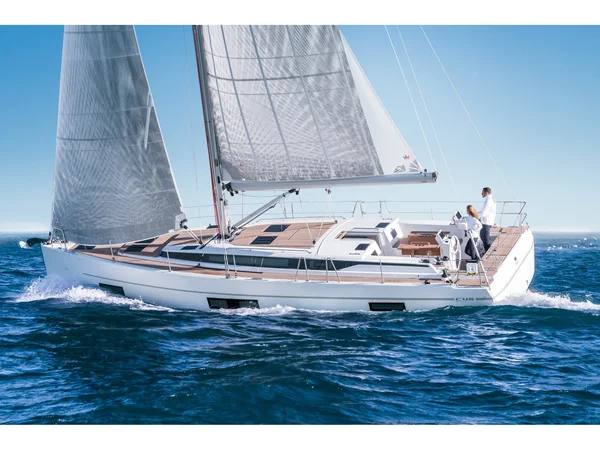 Bavaria C45 from Scirocco Sailing in Reggio Calabria