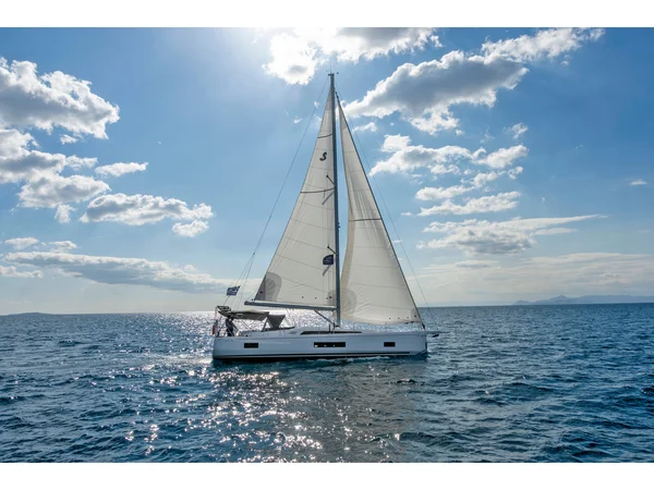 Oceanis 46.1 de Prima Yachting en Atenas