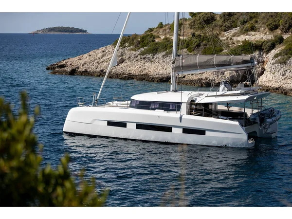 Dufour 48 Catamaran par Marina Yacht Charter à Cecina