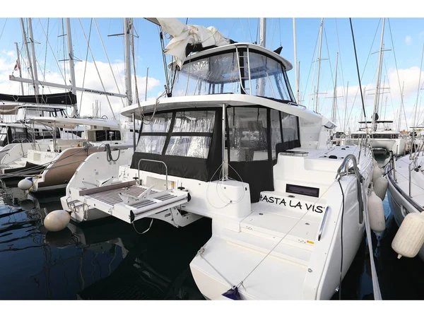 Lagoon 46 från Master Yachting i Sukošan