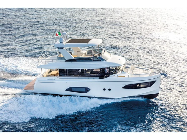Navetta 52 from MyWay Yachtcharter in Rogoznica