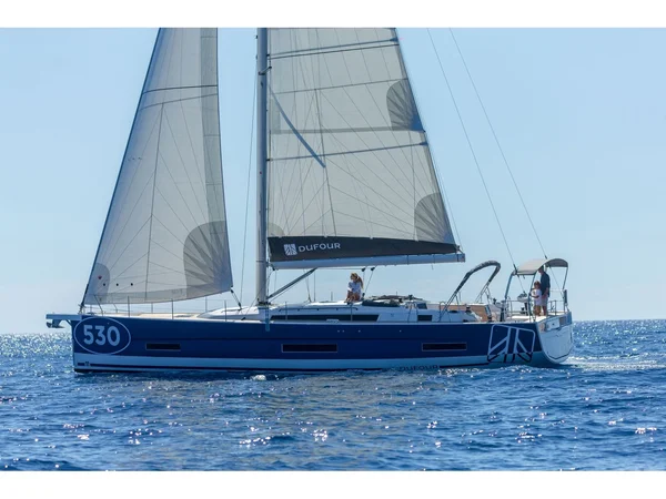 Dufour 530 from Invictus Sicily in Capo d’Orlando