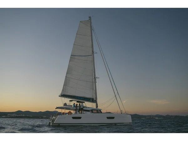 Fountaine Pajot Saona 47 van Perfect Yachts in Lavrion