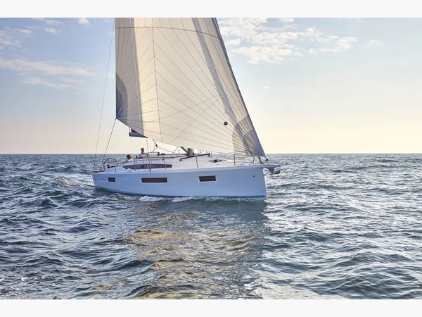 Sun Odyssey 410 yritykseltä Kroki Nautika Sukošanissa