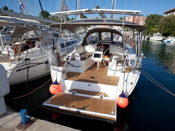 Bavaria 37 Cruiser van Mate Charter in Zadar