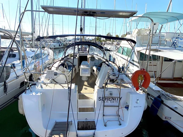 Oceanis 43 da Summer Sail em Atenas