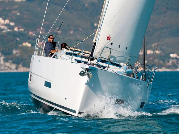 Dufour 390 Grand Large van Aladar Sail in Palermo