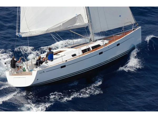 Hanse 470 from Cretan Yachts in Vlichada