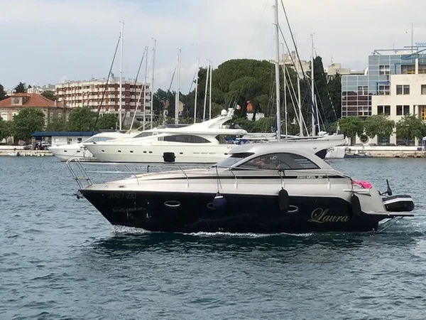 Mirakul 30 della Kornati Yachting a Biograd na moru