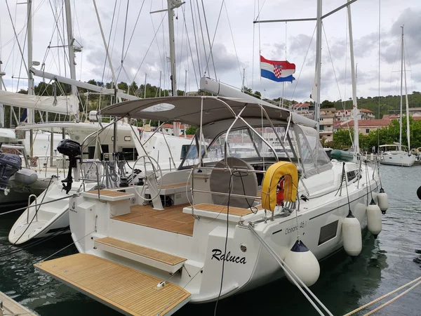 Oceanis 46.1 da Global Yachting em Skradin