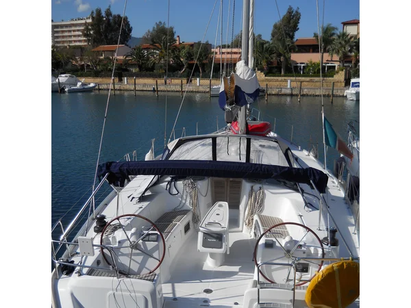 Cyclades 50.5 from Marina Yacht Charter in Furnari