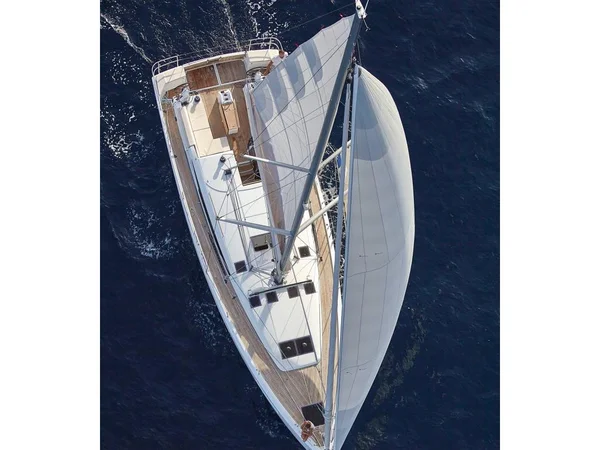 Sun Odyssey 490 della MACA a Rodi Garganico