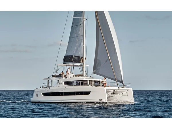 Bali 4.8 par Smart Sail à Marmaris