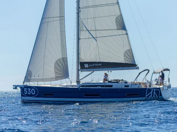Dufour 530 from Invictus Sicily in Capo d’Orlando