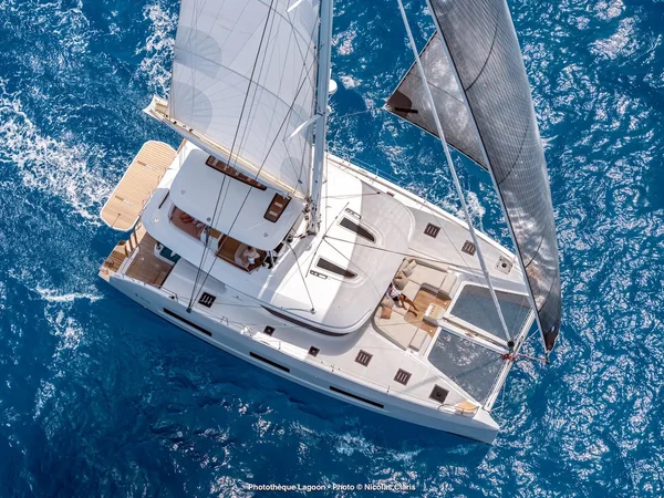 Lagoon 55 från NSS Charter i Pointe-à-Pitre