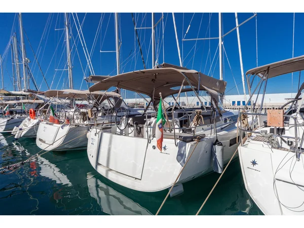 Sun Odyssey 440 from Eolian Sailing in Capo d’Orlando