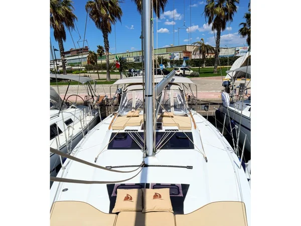 Dufour 390 Grand Large von Sail and Experience in Castellammare di Stabia