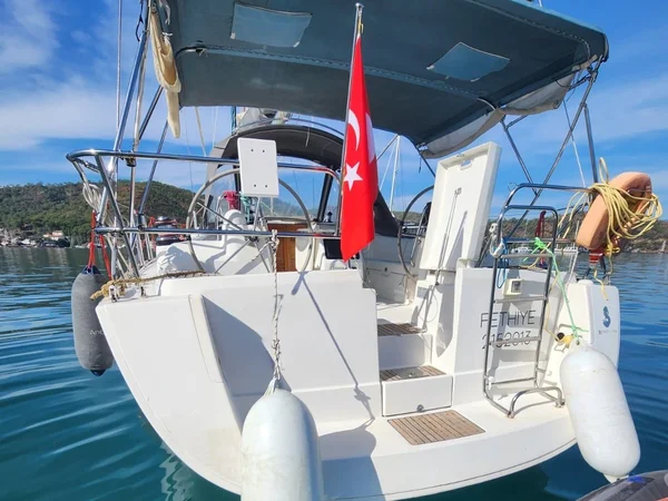 Oceanis 40 av Bella Yachting i Fethiye