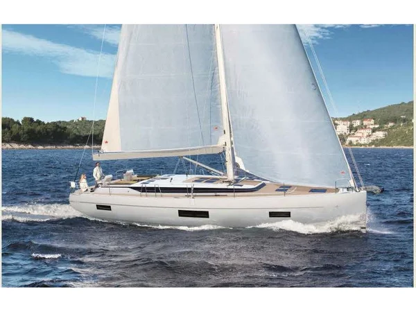 Bavaria C50 yritykseltä Nomicos Yachts Göcekissä