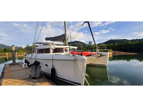 Lagoon 420 from Aqua Charters in Ko Chang